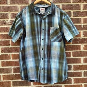 Levi’s Button Down Collared Short Sleeve front pocket plaid blue Shirt Sz XL